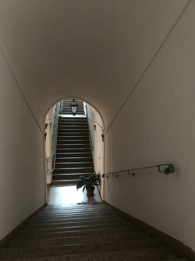 Elena Appartement Ferrara Buitenkant foto