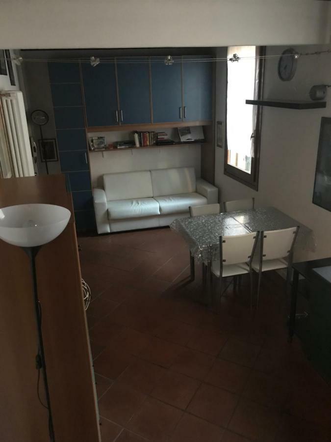 Elena Appartement Ferrara Buitenkant foto