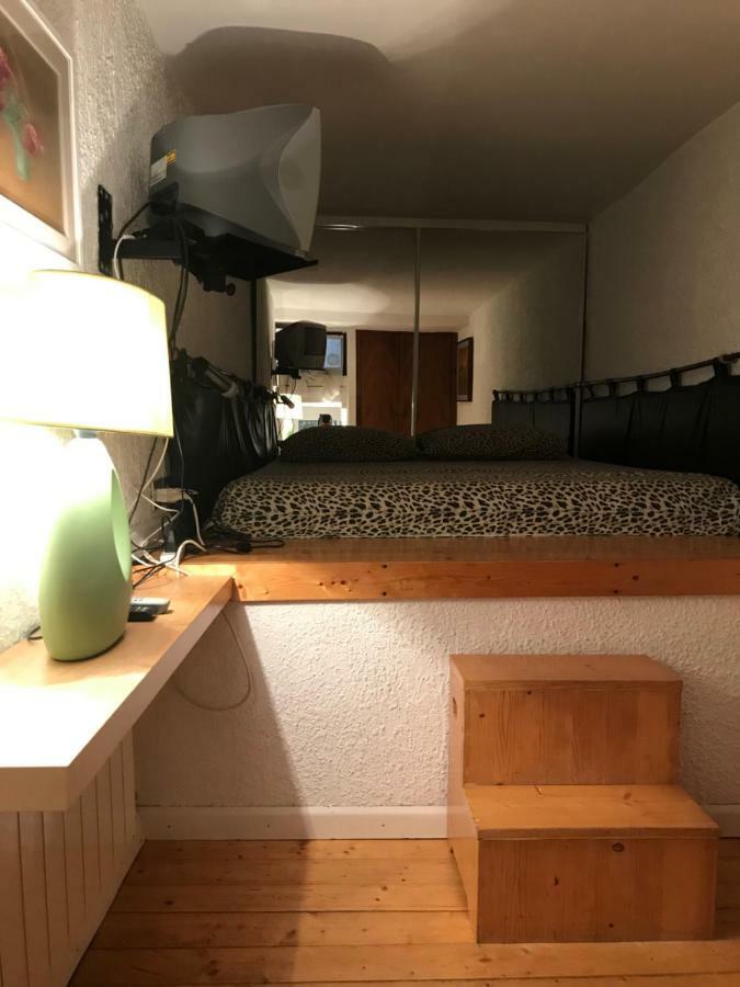 Elena Appartement Ferrara Buitenkant foto